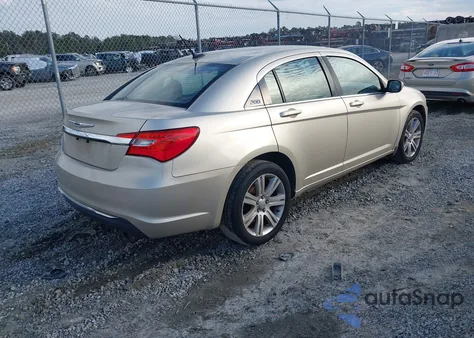 2013 Chrysler 200 Touring из США, поврежденный, VIN 1C3CCBBB6DN765564